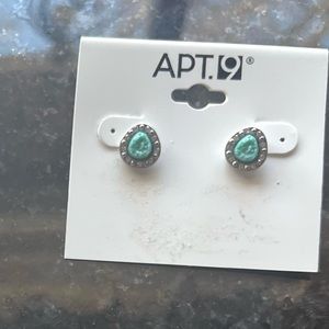 Apt 9 light seafoam and rhinestone druzy pierced earrings